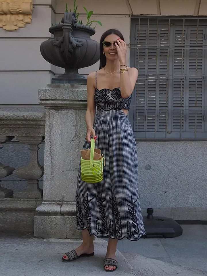 Leah - Chic Gingham Dress
